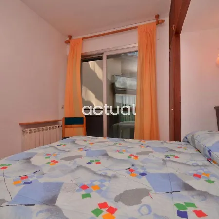 Apartament Fanals 5b *
