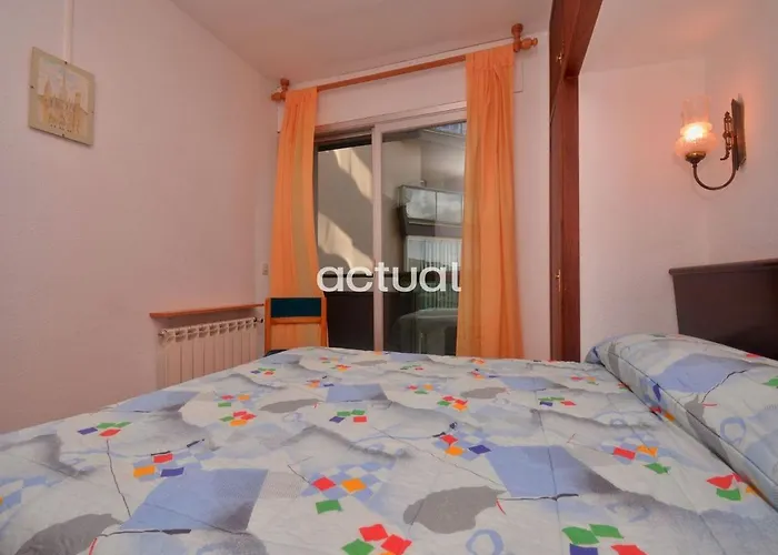 아파트 Fanals 5b *